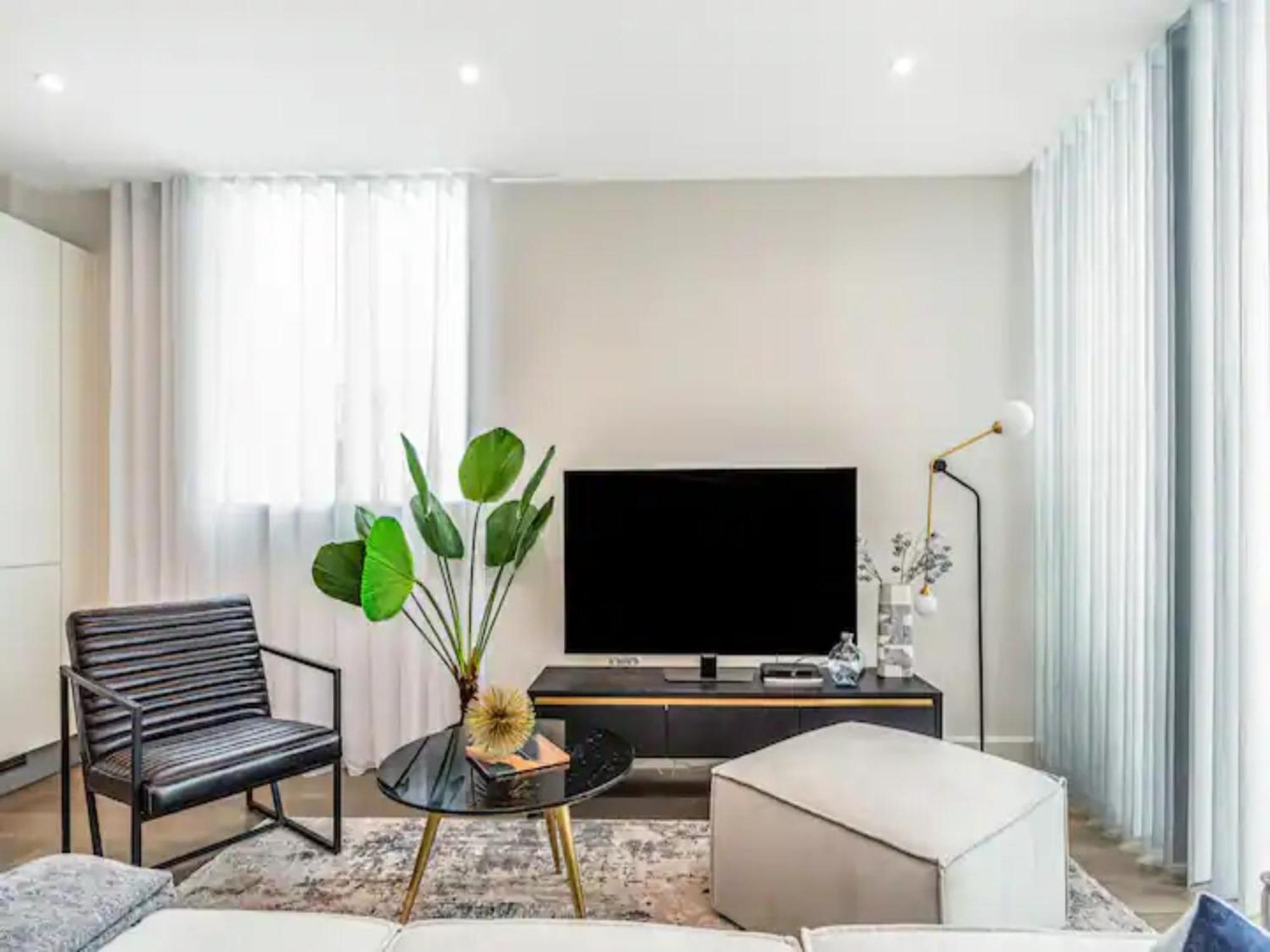 Pass The Keys Penthouse Oasis In Trendy Fulham Londres Exterior foto