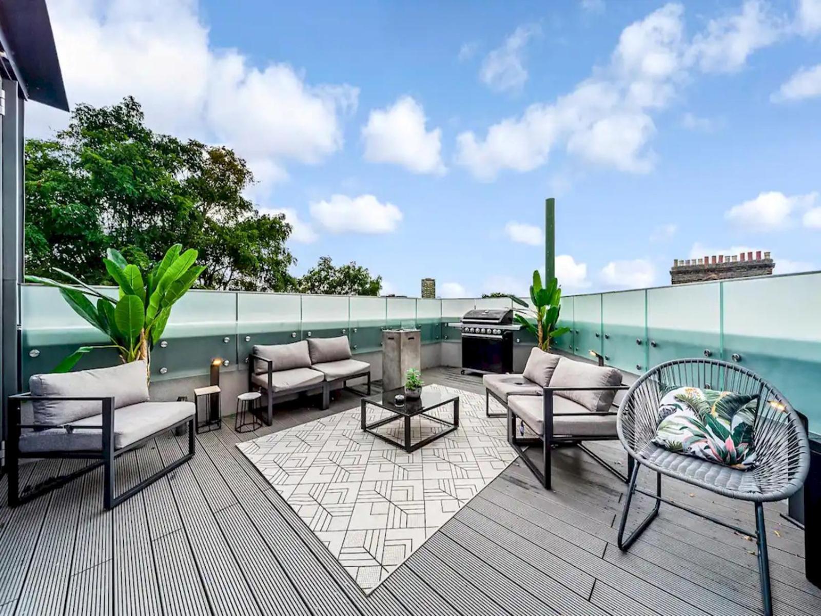Pass The Keys Penthouse Oasis In Trendy Fulham Londres Exterior foto